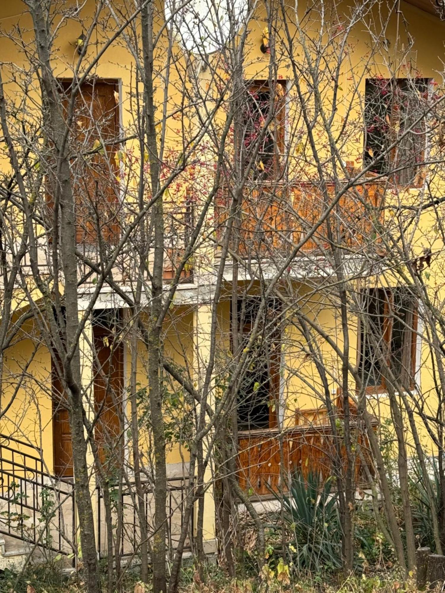 Verin Tun Dilidschan Exterior foto