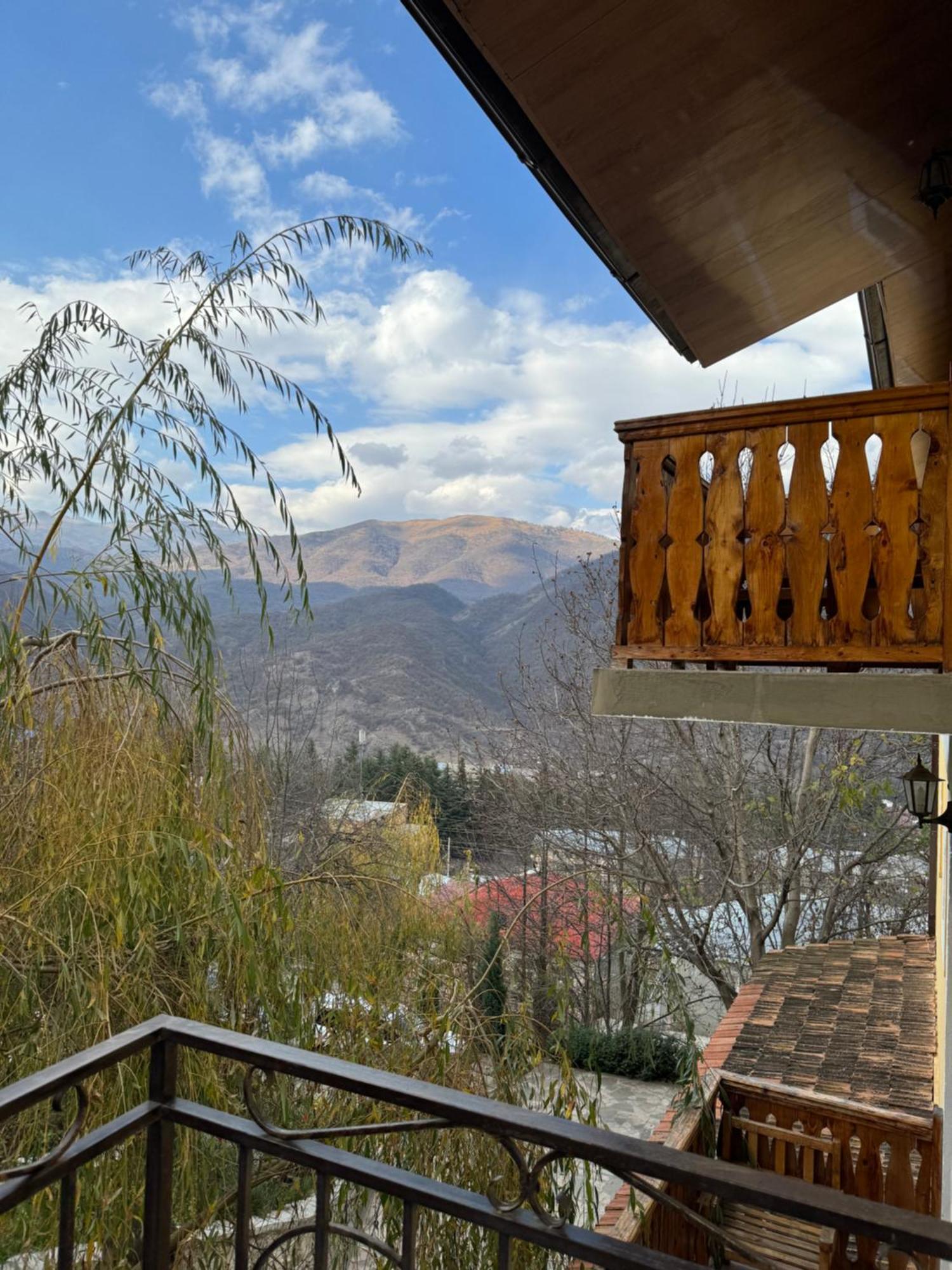Verin Tun Dilidschan Exterior foto