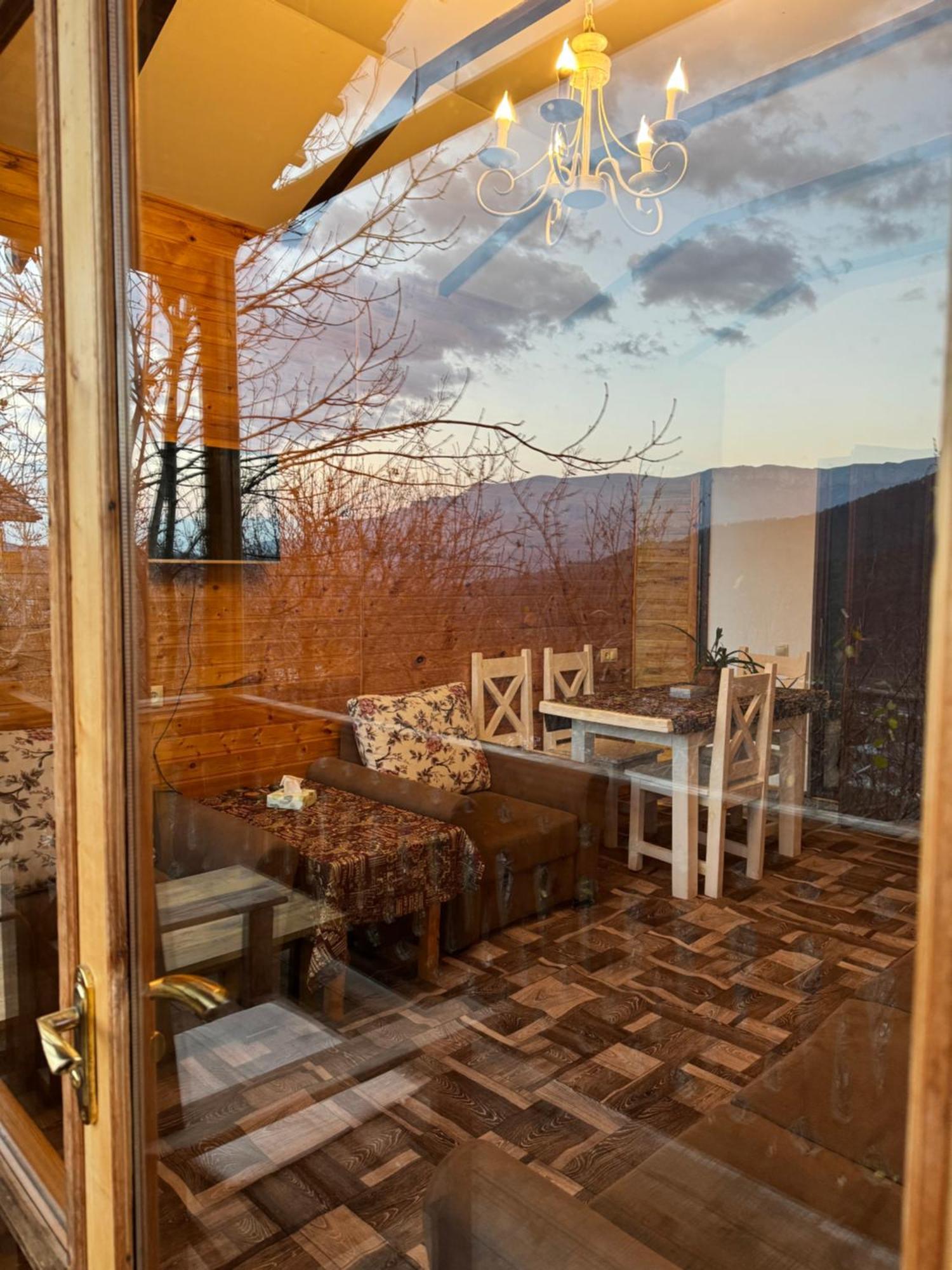 Verin Tun Dilidschan Exterior foto