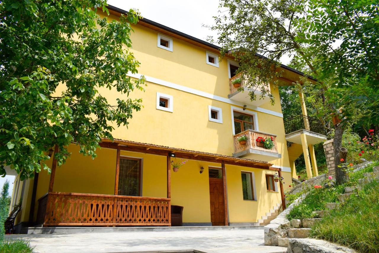 Verin Tun Dilidschan Exterior foto